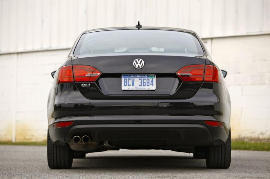  Volkswagen Jetta GLI Autobahn 2012 года  (фото 4 из 33)